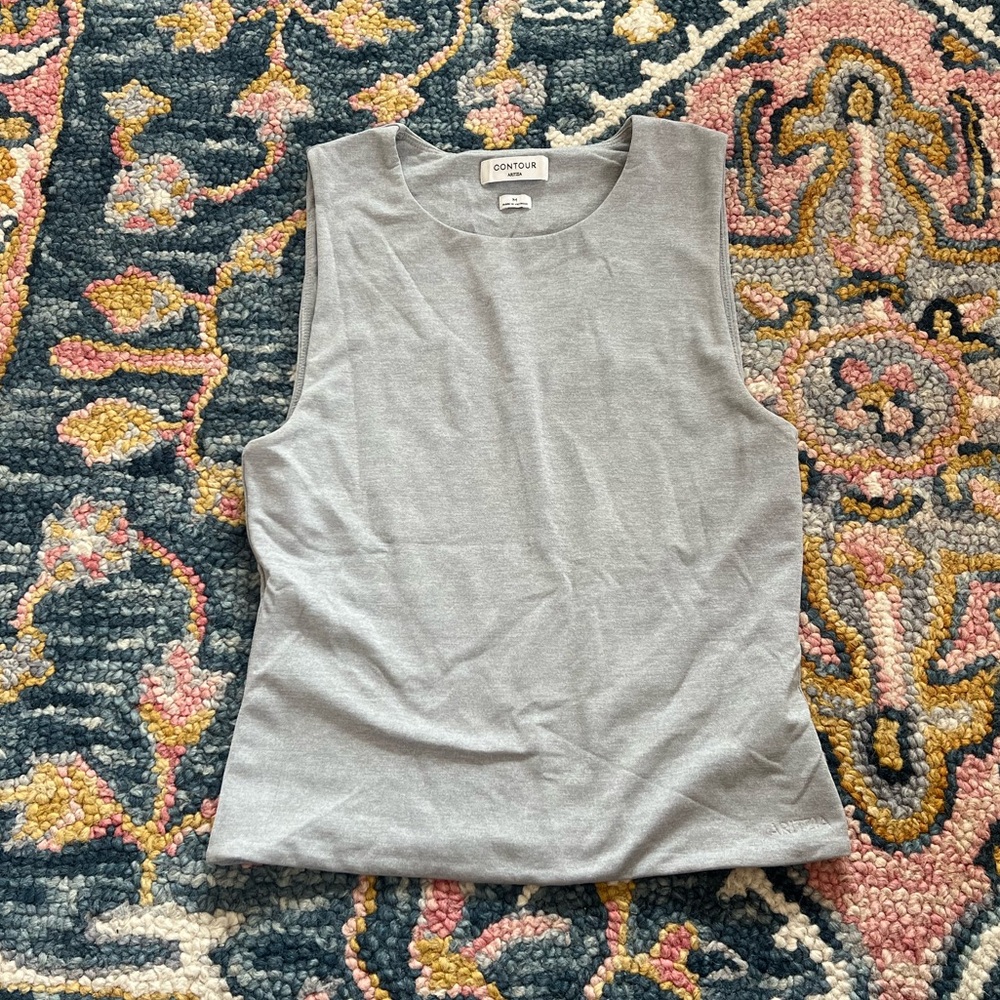 Aritzia contour Sleeveless Crewneck Tank Top — Light Gray